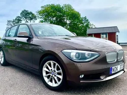 Brun Begagnad 2013 BMW 118 Urban Line Halvkombi | 90 000 kr (Bra pris)
