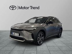 Silver Begagnad 2022 Toyota bZ4X Executive SUV | 389 000 kr (Marknadspris)