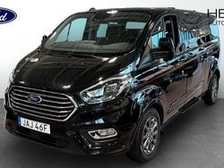 Svart (black) Begagnad 2023 Ford Tourneo Minibuss | 449 900 kr (Bra pris)