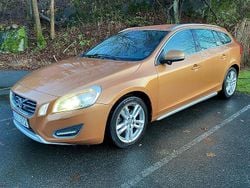 Brun Begagnad 2010 Volvo V60 Summum Kombi | 69 900 kr (Marknadspris)