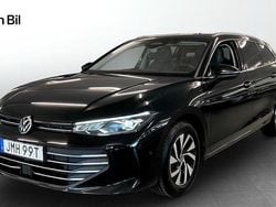 Svart Begagnad 2024 VW Passat Business Kombi | 354 900 kr