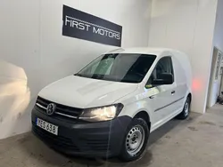 Vit Begagnad 2017 VW Caddy Minibuss | 114 900 kr (Marknadspris)