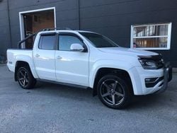 Vit Begagnad 2017 VW Amarok Highline Pickup | 229 900 kr (Marknadspris)