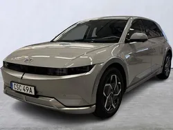 Grå Begagnad 2023 Hyundai Ioniq 5 Advanced SUV | 479 900 kr