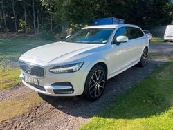 Vit Begagnad 2017 Volvo V90 CC Inscription Kombi | 161 000 kr (Bra pris)