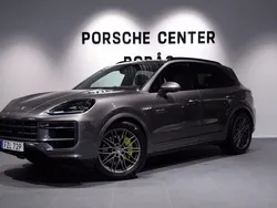 Grå (grey) Ny 2025 Porsche Cayenne SUV | 1 529 500 kr (Bra pris)