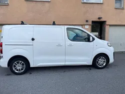 Vit Begagnad 2017 Peugeot Expert Van | 120 000 kr (Lite dyr)