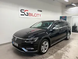 Svart Begagnad 2017 VW Passat Alltrack Executive Kombi | 234 900 kr (Marknadspris)