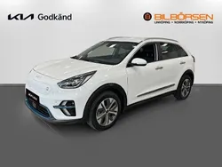 Vit Begagnad 2022 Kia e-Niro 2 SUV | 279 900 kr (Bra pris)