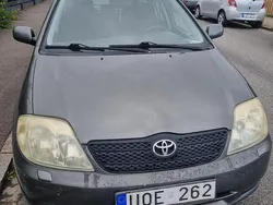Grå Begagnad 2003 Toyota Corolla Kombi | 22 000 kr (Lite dyr)