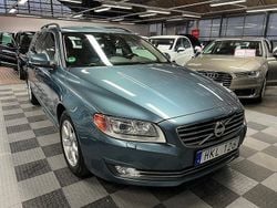 Blå (blåmetallic) Begagnad 2014 Volvo V70 Momentum Kombi | 149 000 kr (Lite dyr)