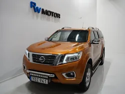 Orange Begagnad 2016 Nissan Navara 360º Pickup | 179 800 kr (Marknadspris)