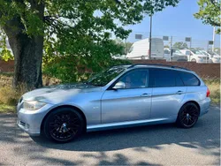 Blå Begagnad 2009 BMW 320 Kombi | 74 000 kr (Marknadspris)