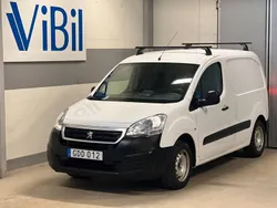 Vit Begagnad 2018 Peugeot Partner Minibuss | 129 900 kr (Lite dyr)