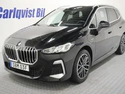Safirsvart metallic Begagnad 2023 BMW 225 M Sport | 389 000 kr