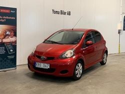 Röd Begagnad 2010 Toyota Aygo Halvkombi | 26 900 kr (Marknadspris)