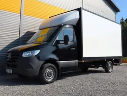 Svart Begagnad 2023 Mercedes Sprinter Van | 459 900 kr (Marknadspris)