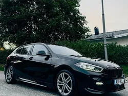 Svart Begagnad 2022 BMW 118 M Sport Halvkombi | 280 000 kr (Lite dyr)