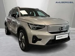 Silver Begagnad 2023 Volvo XC40 Plus SUV | 439 500 kr