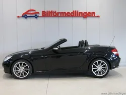 Svart samma som bilen Begagnad 2005 Mercedes SLK280 Cab | 109 900 kr (Marknadspris)