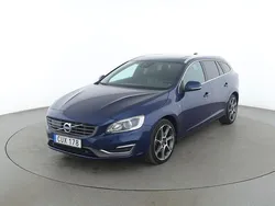 Blå Begagnad 2015 Volvo V60 Momentum Kombi | 156 000 kr (Marknadspris)
