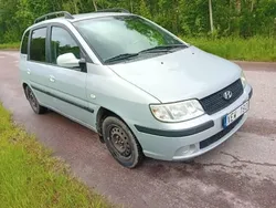 Grå Begagnad 2006 Hyundai Matrix Minibuss | 12 500 kr (Marknadspris)
