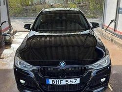 Svart Begagnad 2015 BMW 320 Sport Line Kombi | 130 000 kr (Bra pris)