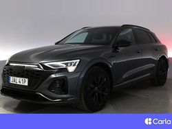 Grå Begagnad 2023 Audi Q8 e-tron S-Line SUV | 618 900 kr (Marknadspris)