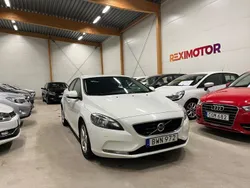 Vit Begagnad 2014 Volvo V40 Kinetic Kombi | 94 900 kr (Marknadspris)