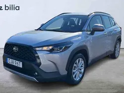 Silver Begagnad 2025 Toyota Corolla Cross SUV | 369 900 kr