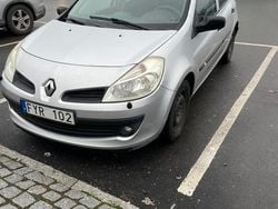Begagnad 2008 Renault Clio R.S. Halvkombi | 17 000 kr (Bra pris)