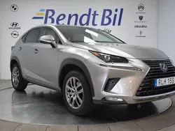Grå Begagnad 2019 Lexus NX300h Executive Line SUV | 286 800 kr (Marknadspris)