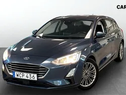 Blå (blue) Begagnad 2018 Ford Focus Titanium Halvkombi | 129 900 kr (Marknadspris)