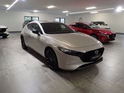 Brun Ny 2024 Mazda 3 Homura-Line Halvkombi | 342 100 kr (Marknadspris)