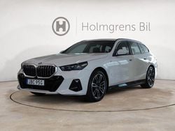 Vit Begagnad 2024 BMW i5 Efficient Dynamics Sedan | 699 800 kr