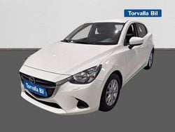 Vit Begagnad 2017 Mazda 2 Vision Halvkombi | 114 900 kr (Marknadspris)