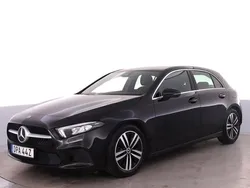 Svart Begagnad 2021 Mercedes A180 AMG line Halvkombi | 225 000 kr (Marknadspris)
