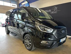 Svart Begagnad 2023 Ford Tourneo Custom Minibuss | 484 900 kr (Marknadspris)
