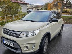 Brun Begagnad 2017 Suzuki Vitara GL SUV | 165 000 kr (Marknadspris)