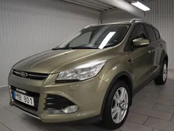 Grön Begagnad 2014 Ford Kuga Titanium SUV | 109 000 kr (Bra pris)