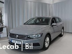 Grå Begagnad 2024 VW Passat Business Kombi | 289 500 kr (Marknadspris)