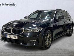 Svart Begagnad 2021 BMW 330e Sport Line Kombi | 214 900 kr (Superpris)