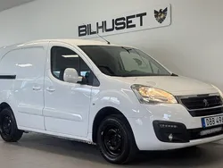 Vit Begagnad 2018 Peugeot Partner Minibuss | 59 900 kr (Superpris)