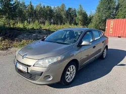 Ljusbrun (brun) Begagnad 2010 Renault Mégane GrandTour Kombi | 24 900 kr (Marknadspris)