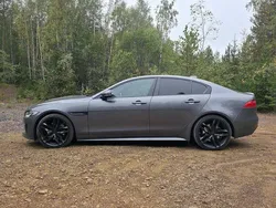 Grå Begagnad 2018 Jaguar XE R-Sport Sedan | 199 900 kr (Lite dyr)