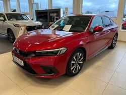 Röd Ny 2024 Honda Civic Elegance Halvkombi | 357 900 kr (Marknadspris)