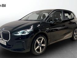 Svart Begagnad 2023 BMW 225 Kombi | 269 900 kr