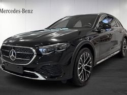 Svart (black) Ny 2025 Mercedes E300 Kombi | 869 100 kr (Marknadspris)