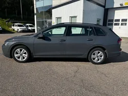 Mörkgrå (grå) Begagnad 2023 VW Golf VIII S Kombi | 168 000 kr