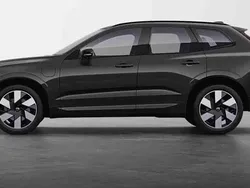 Grå Ny 2025 Volvo XC60 Plus SUV | 719 900 kr (Dyr)